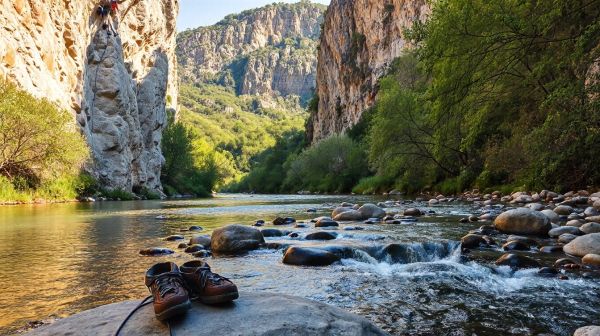 Top 5 raisons de débuter l'escalade en ardèche aujourd'hui